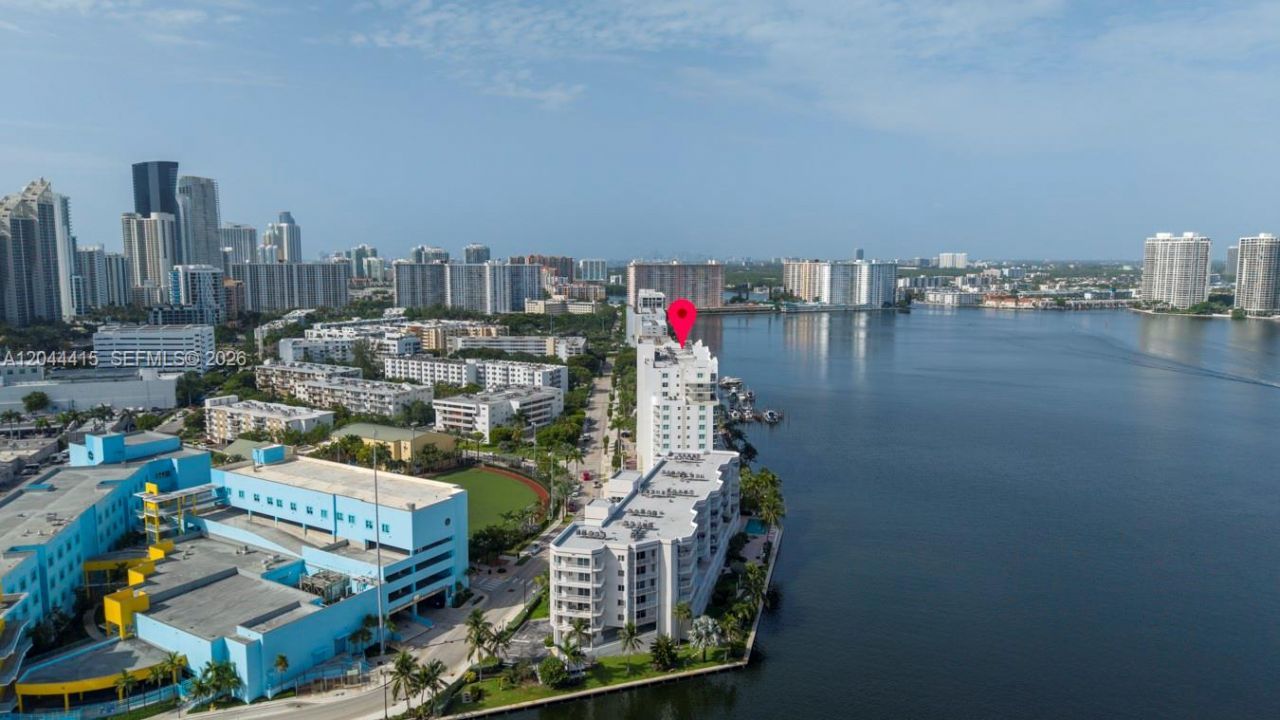 18100 N Bay Rd , Unit 304, Sunny Isles Beach, FL 33160 Photo