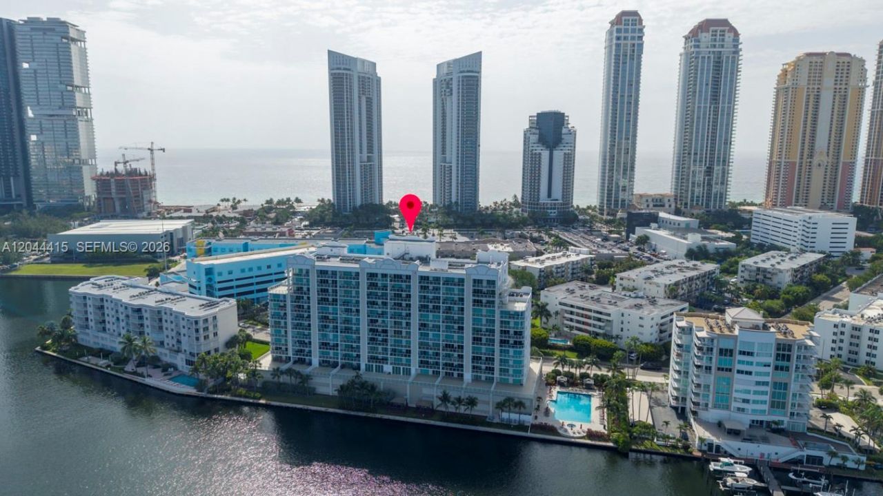 18100 N Bay Rd , Unit 304, Sunny Isles Beach, FL 33160 Photo