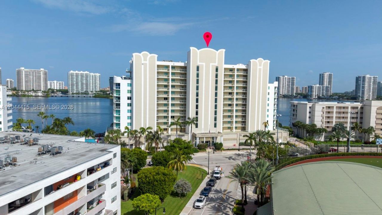 18100 N Bay Rd , Unit 304, Sunny Isles Beach, FL 33160 Photo