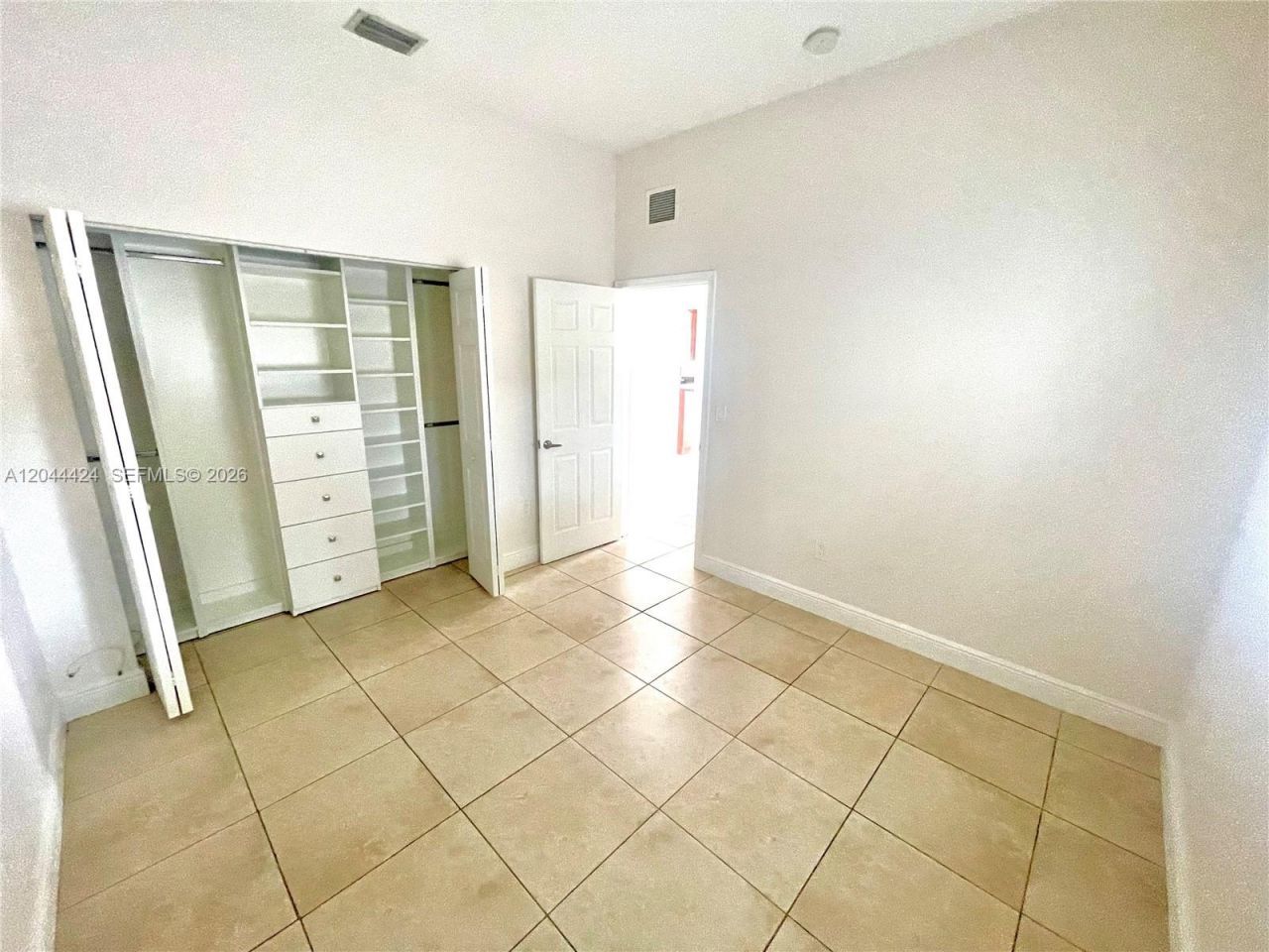 2487 W 5th Ct , Unit Front, Hialeah, FL 33010 Photo
