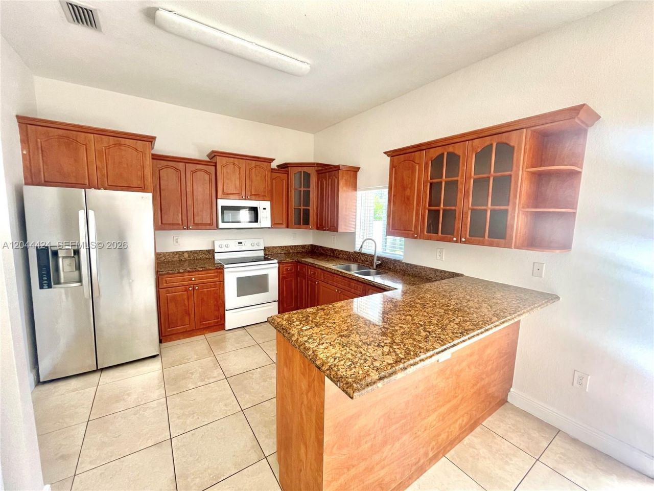 2487 W 5th Ct , Unit Front, Hialeah, FL 33010 Photo