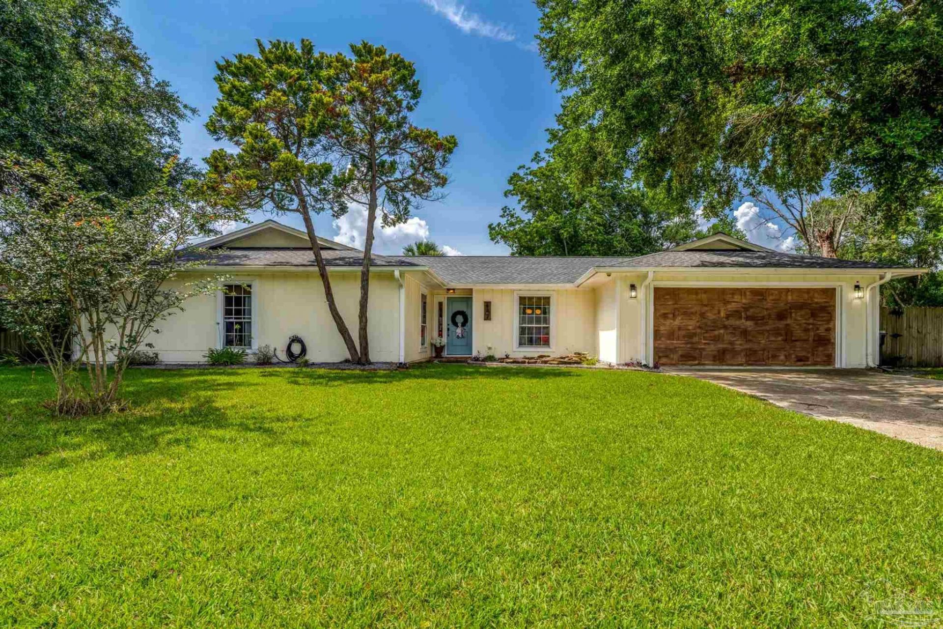 442 Belle Chasse Ct, Pensacola, FL 32506 Main Photo