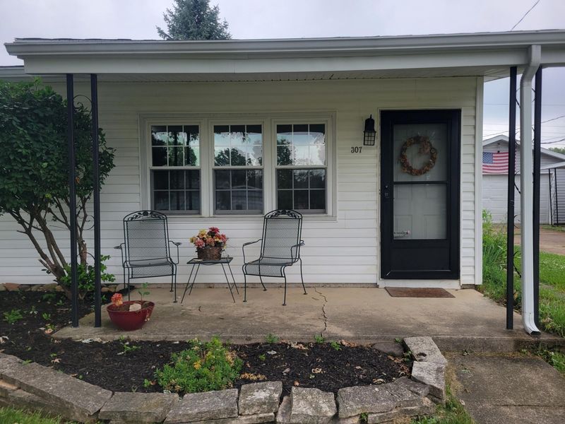 307 Drake Avenue, New Carlisle, OH 45344 Photo 4