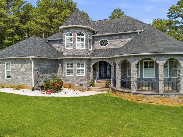1712 Grand Pine Point, Maryville, TN 37801