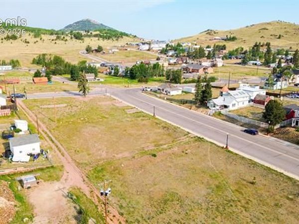 234 W Bennett Avenue, Cripple Creek, CO 80813