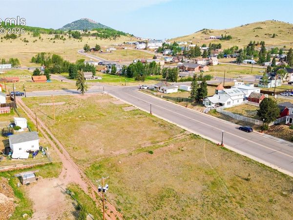 234 W Bennett Avenue, Cripple Creek, CO 80813