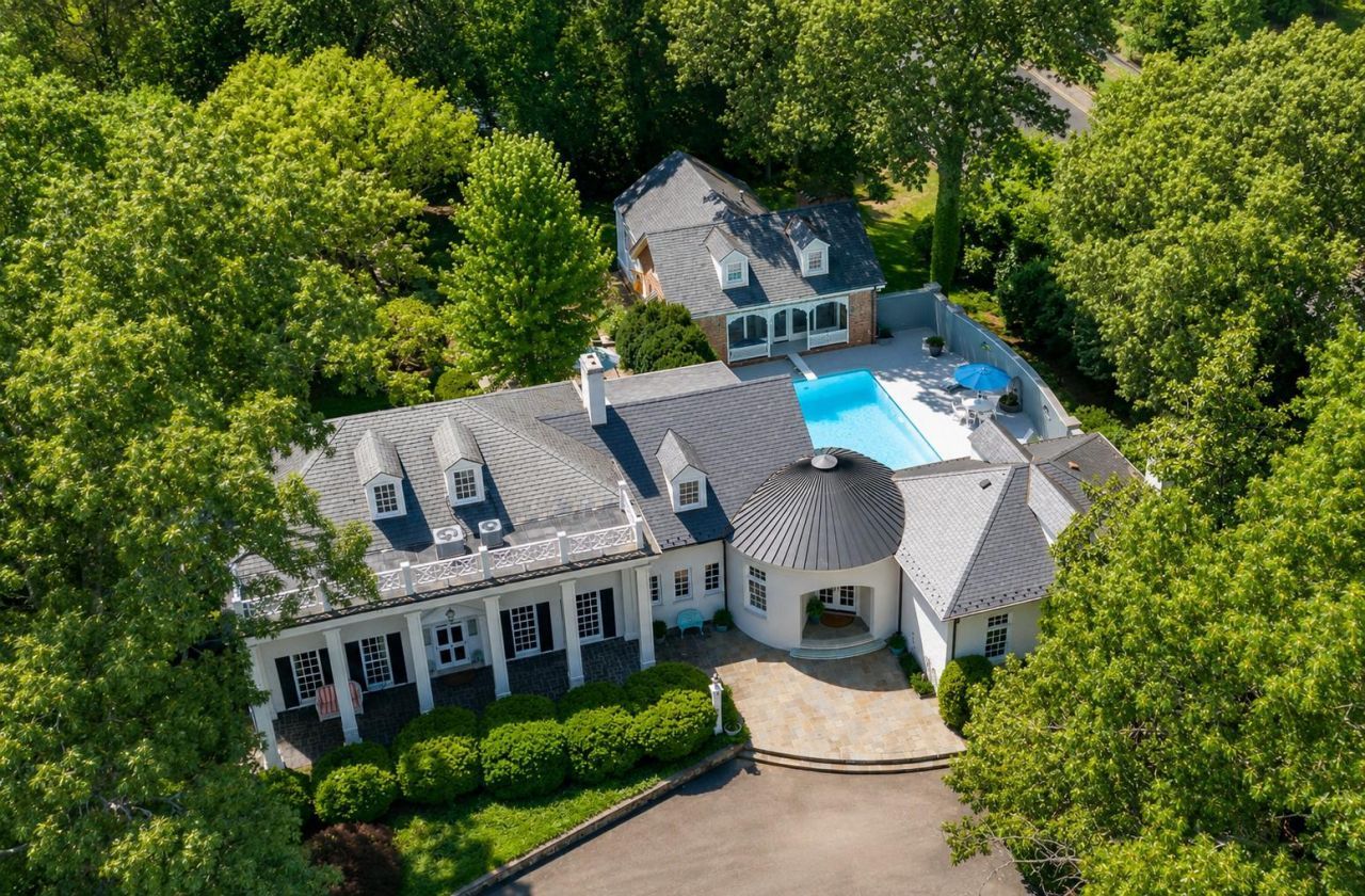 812 BEVERLY DRIVE , FREDERICKSBURG, VA 22401