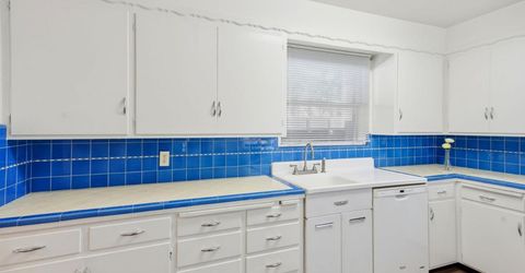 617 45th St, Sacramento, CA 95819 Photo
