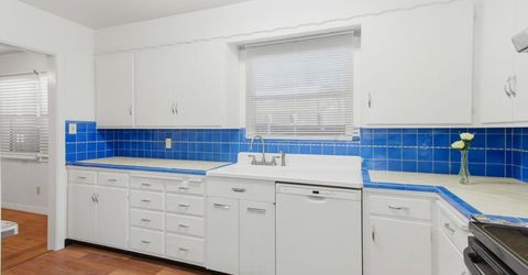 617 45th St, Sacramento, CA 95819 Photo