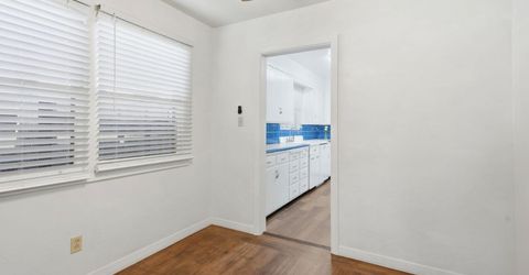 617 45th St, Sacramento, CA 95819 Photo