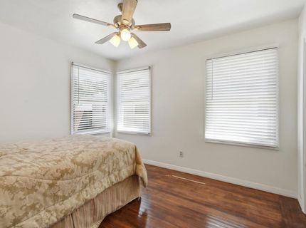 617 45th St, Sacramento, CA 95819 Photo