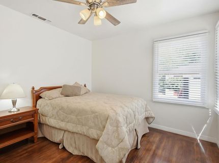 617 45th St, Sacramento, CA 95819 Photo