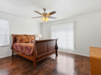 617 45th St, Sacramento, CA 95819 Photo