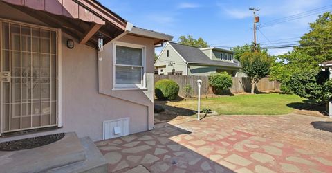 617 45th St, Sacramento, CA 95819 Photo