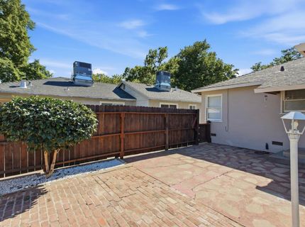 617 45th St, Sacramento, CA 95819 Photo