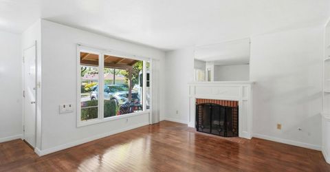617 45th St, Sacramento, CA 95819 Photo
