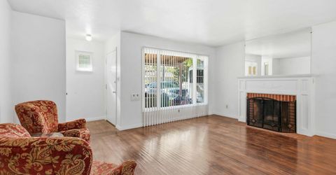 617 45th St, Sacramento, CA 95819 Photo