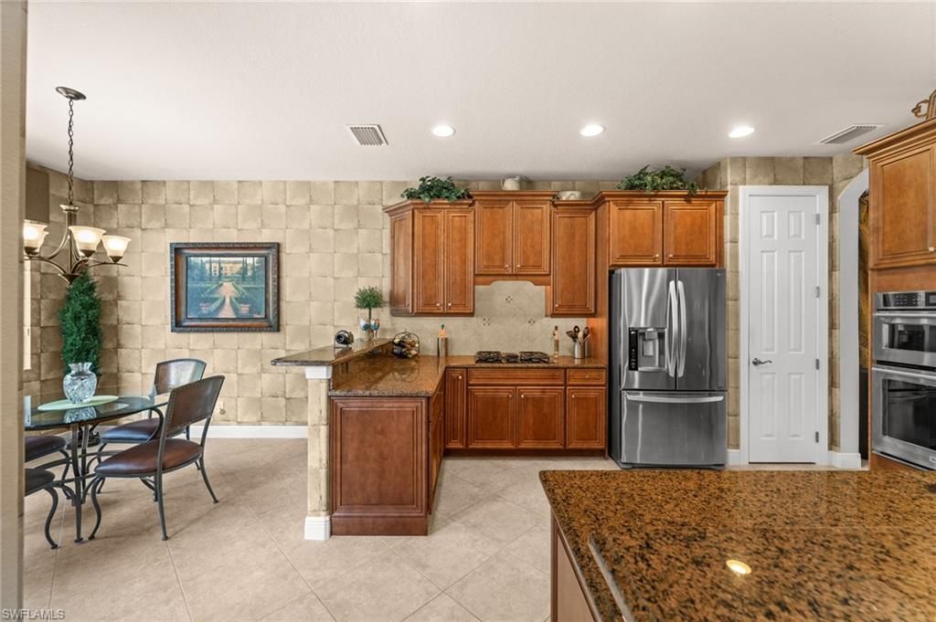 19832 Maddelena Cir, Estero, FL 33967 Photo