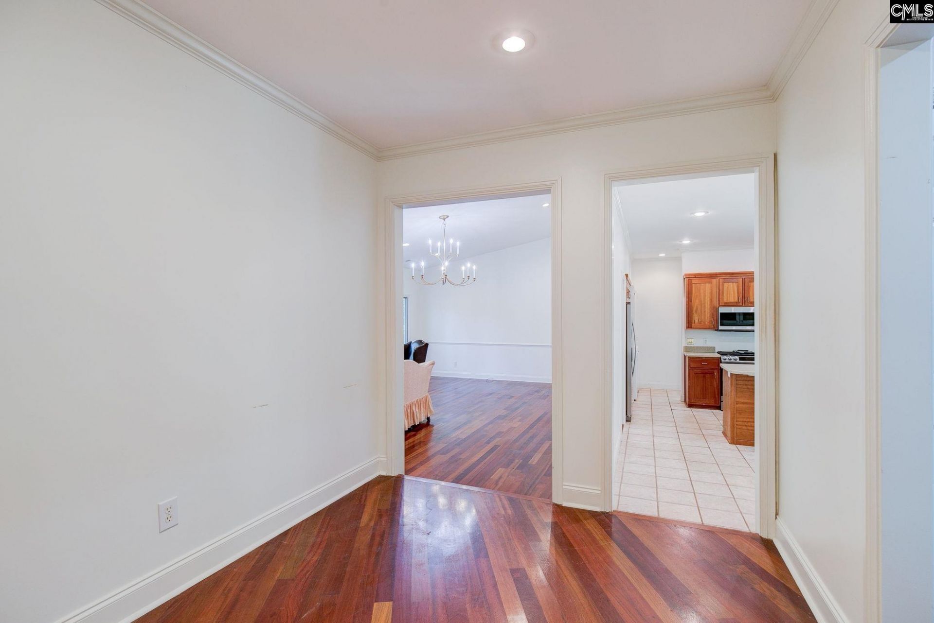 8 Cedar Place Photo 6