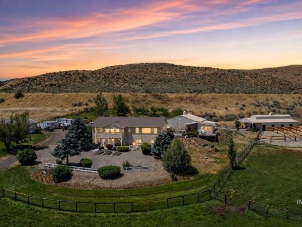 4255 Valley View Rd, Emmett, ID 83617