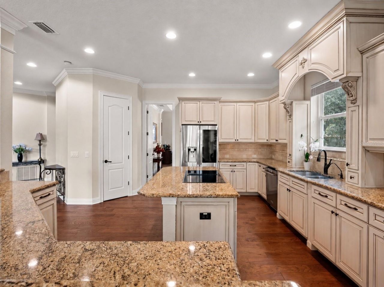 25622 Hawks Run Lane, Sorrento, FL 32776 Photo