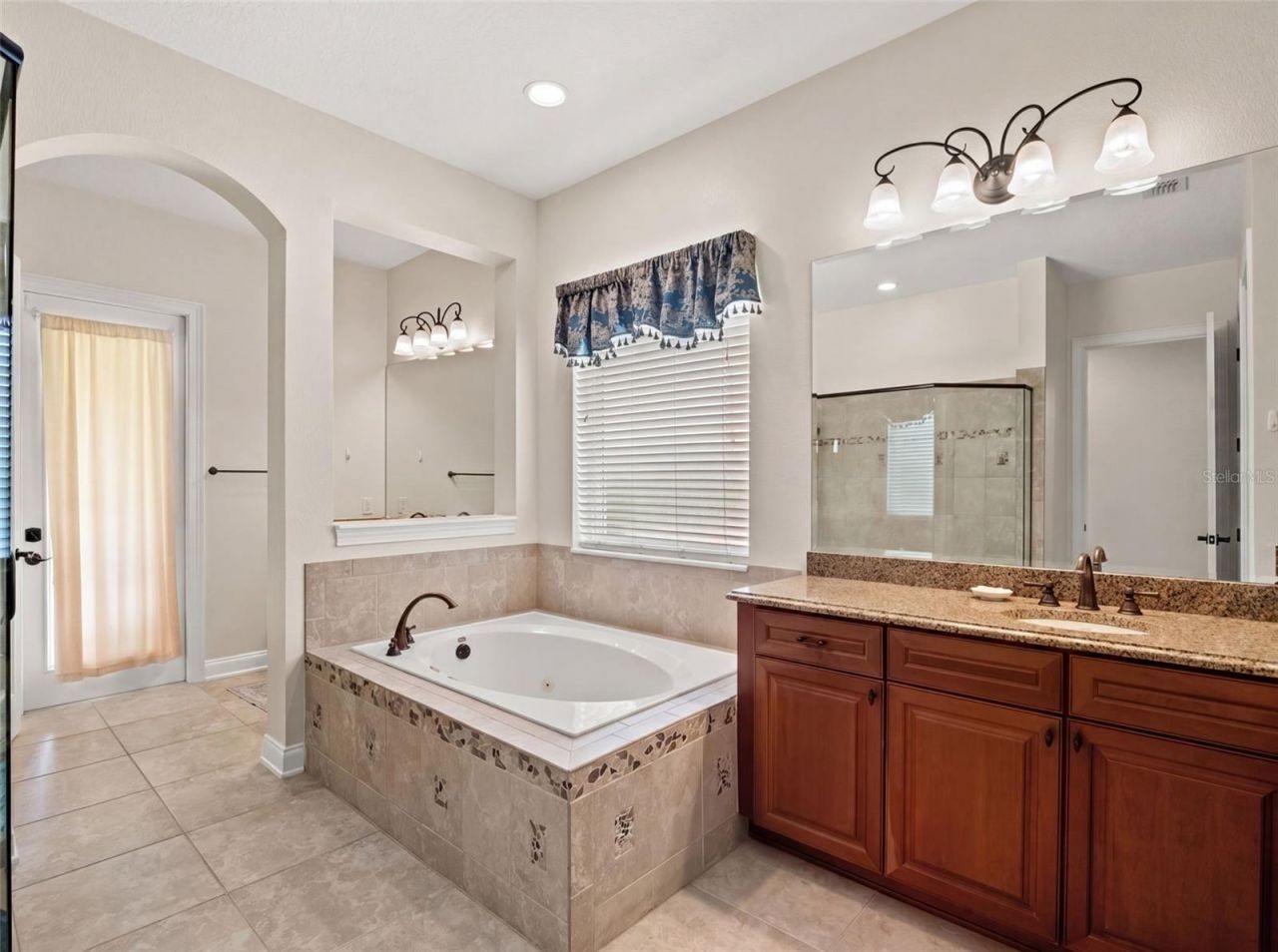25622 Hawks Run Lane, Sorrento, FL 32776 Photo