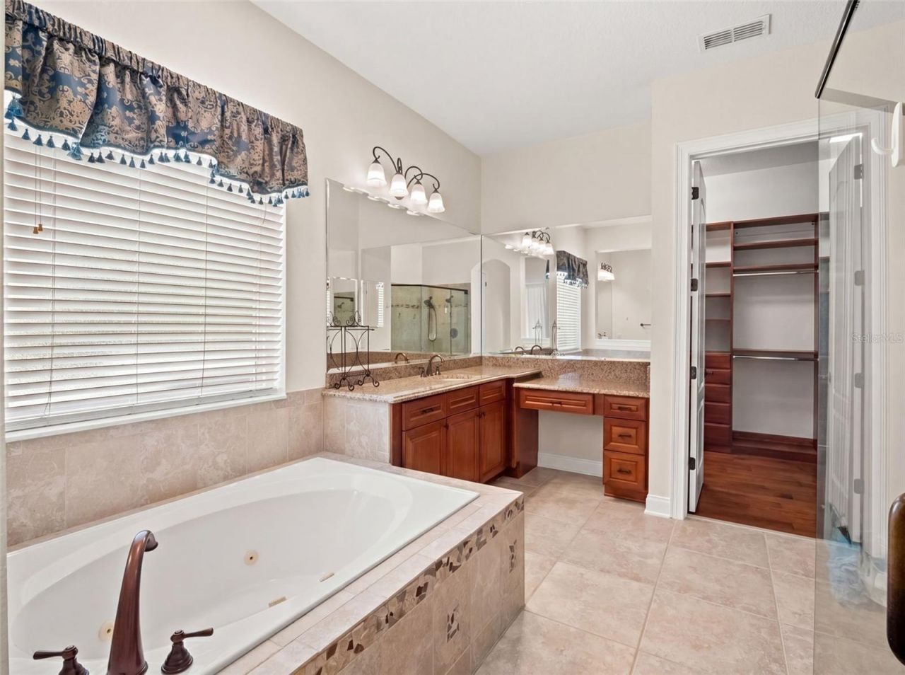 25622 Hawks Run Lane, Sorrento, FL 32776 Photo