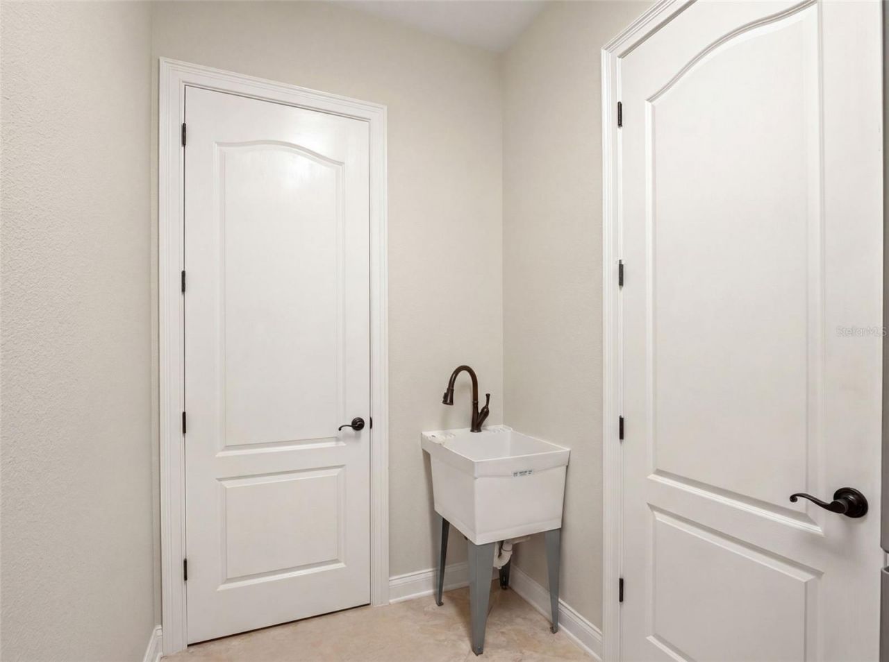 25622 Hawks Run Lane, Sorrento, FL 32776 Photo