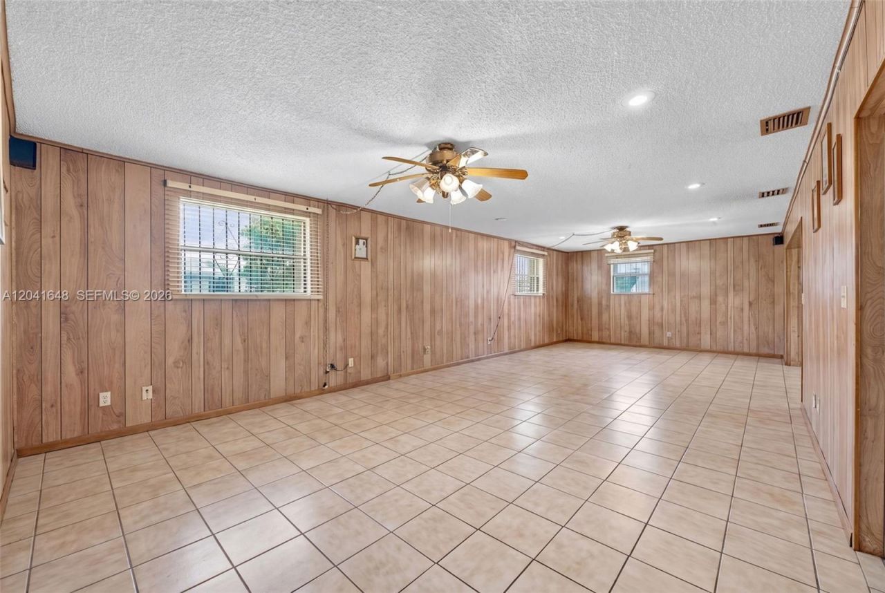 2915 NW 206th St, Miami Gardens, FL 33056 Photo