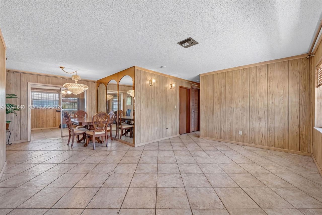 2915 NW 206th St, Miami Gardens, FL 33056 Photo