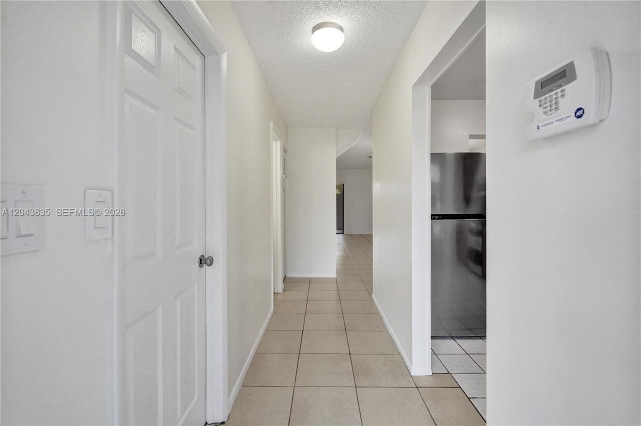 9220 NW 14th St , Unit 272, Pembroke Pines, FL 33024 Photo
