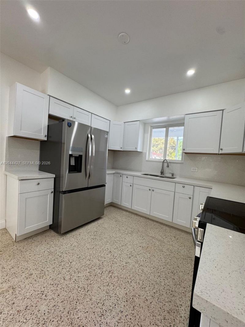 4700 SW 7th St , Miami, FL 33134 Photo