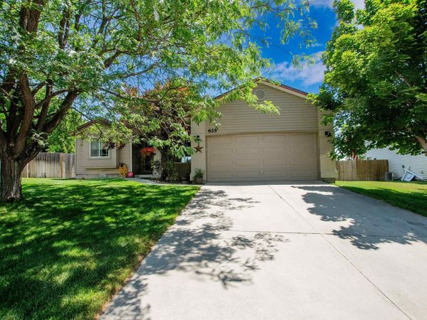 625 Mulberry Loop, Nampa, ID 83686
