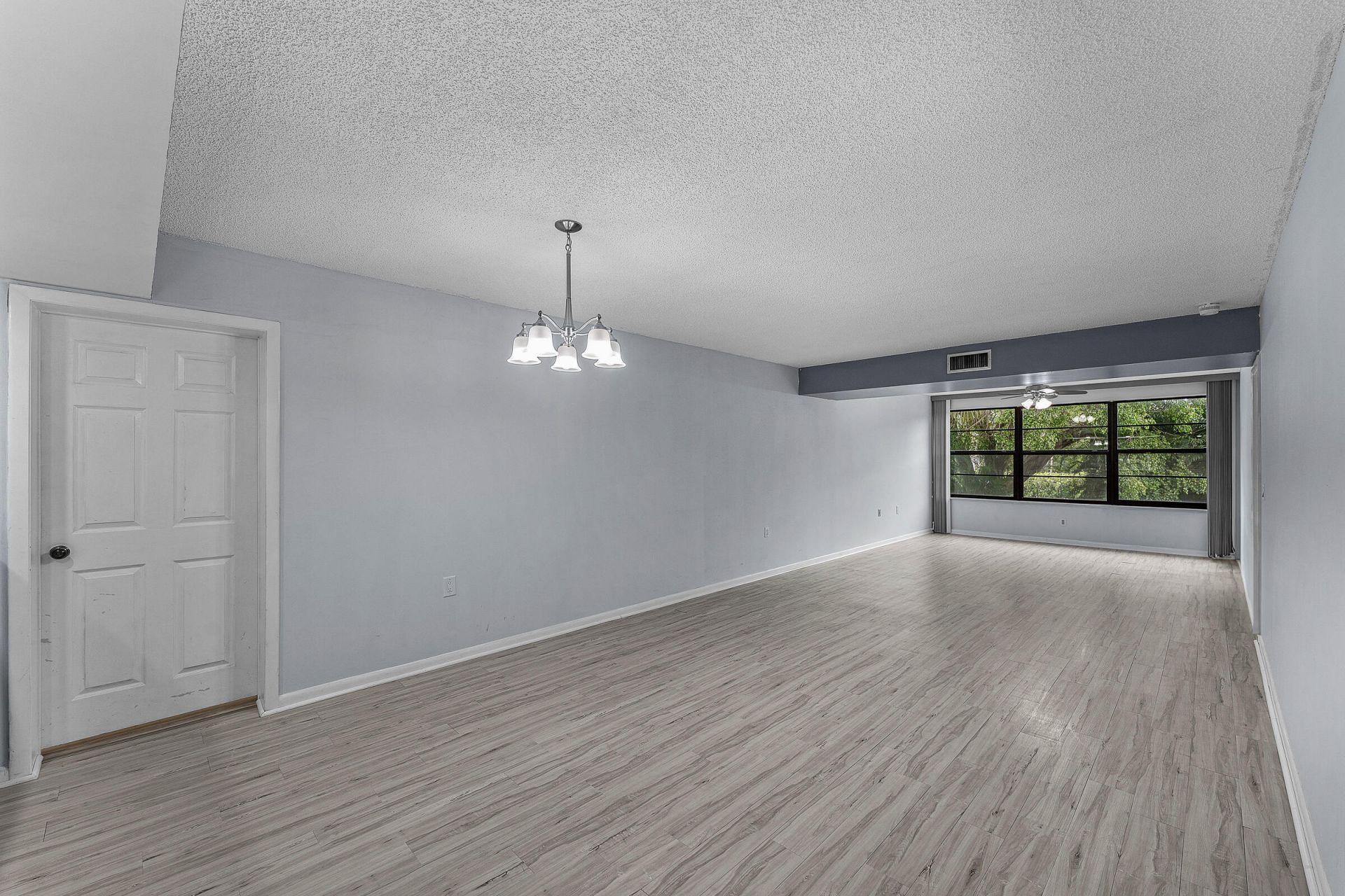 6097 Balboa Circle, Unit 202, Boca Raton, FL 33433 Photo