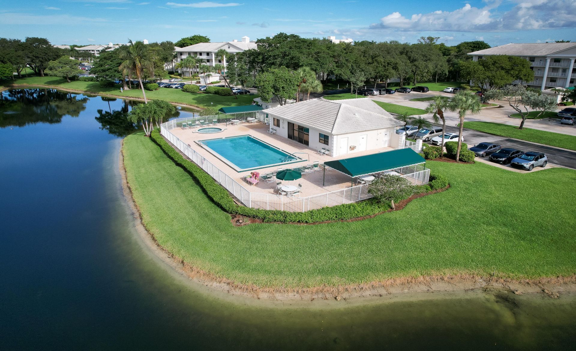 6097 Balboa Circle, Unit 202, Boca Raton, FL 33433 Photo