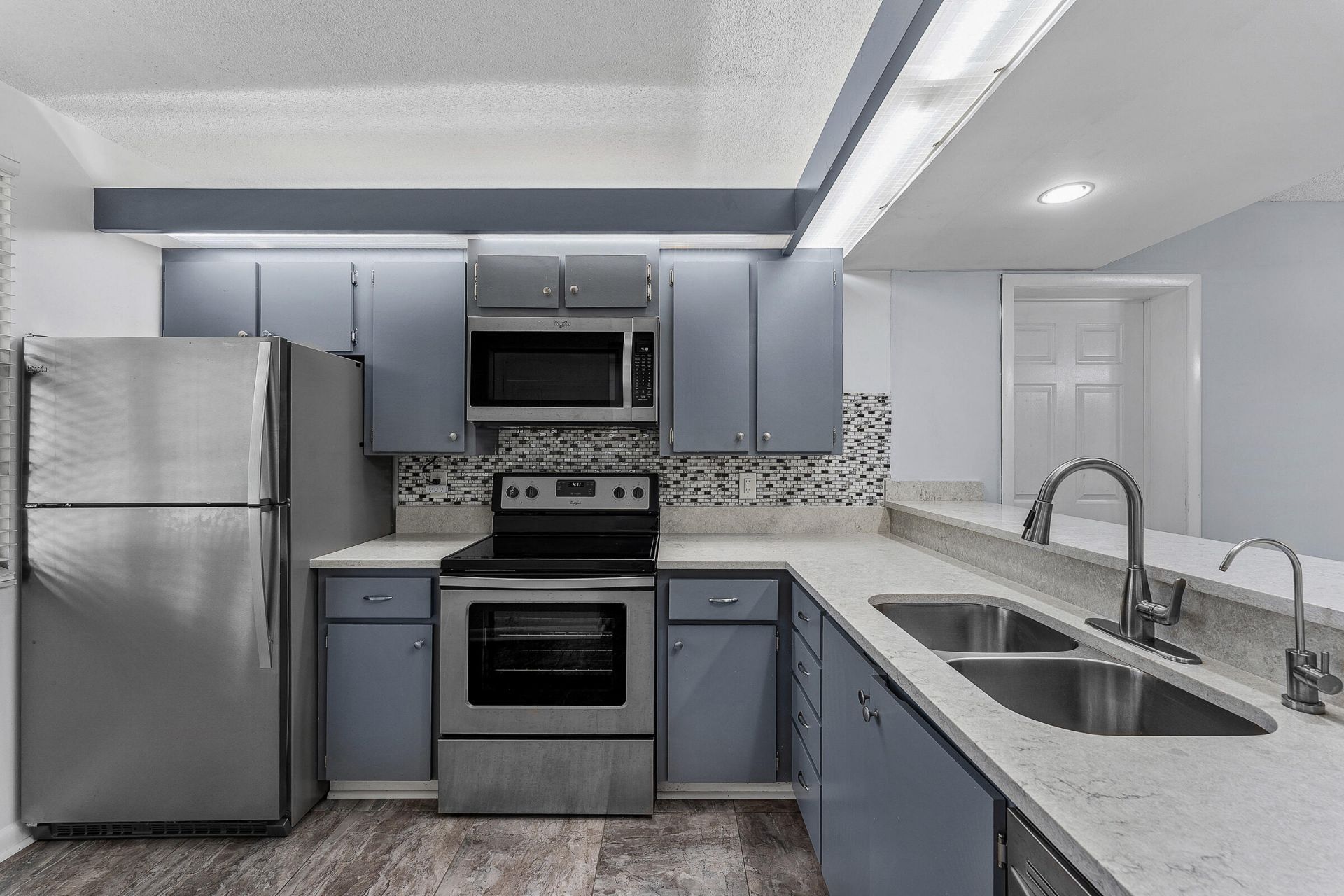 6097 Balboa Circle, Unit 202, Boca Raton, FL 33433 Photo