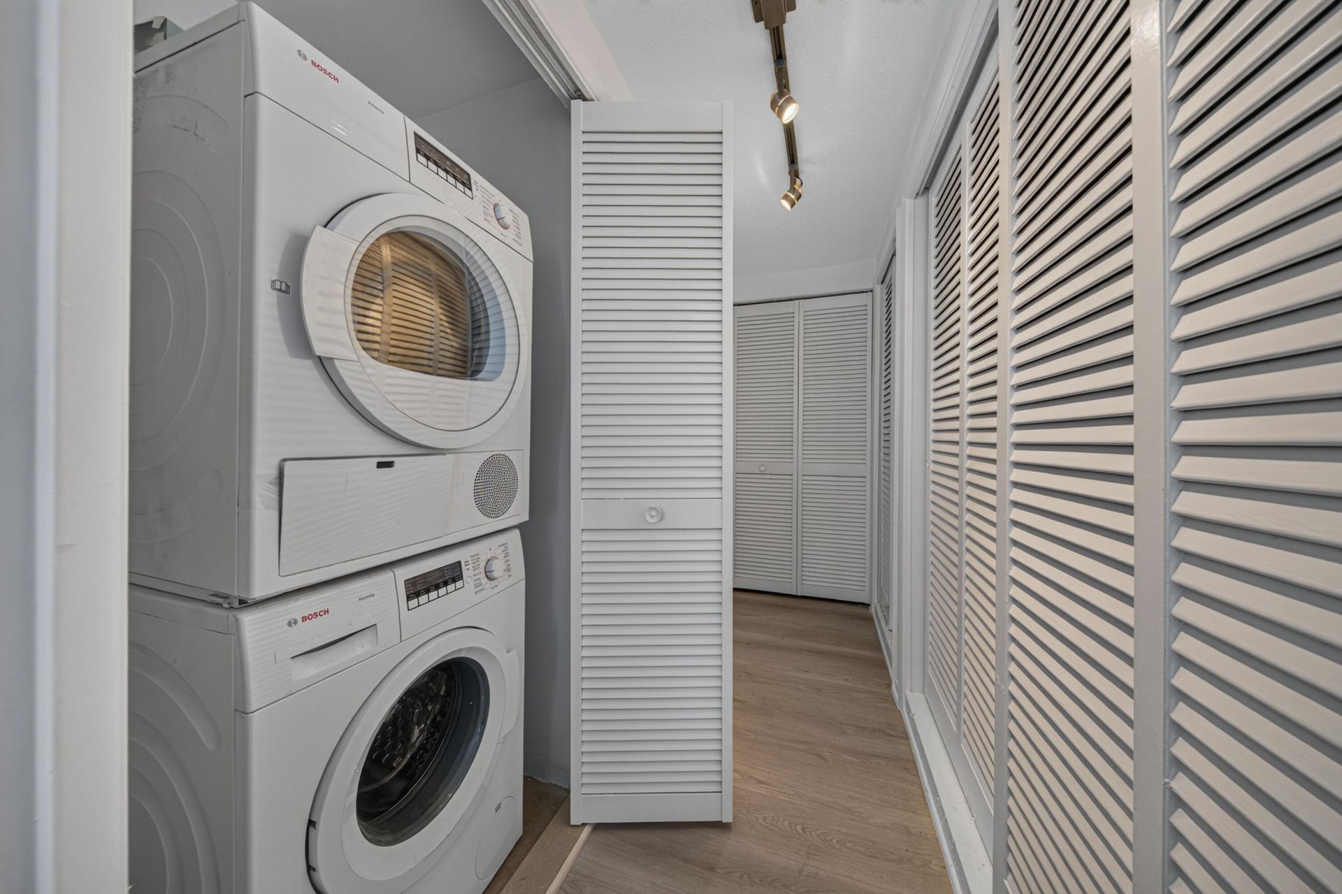 3800 Galt Ocean Drive, Unit 1605, Fort Lauderdale, FL 33308 Photo
