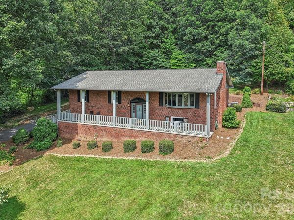 57 Chateau Lane , Waynesville, NC 28786