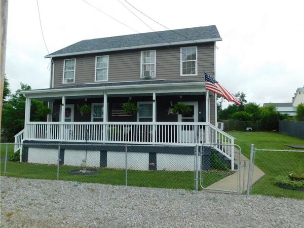 609 Santo Avenue, Fairbank, PA 15435