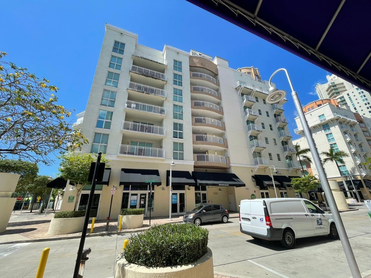 7280 SW 90th St , Unit 205, Miami, FL 33156 Photo