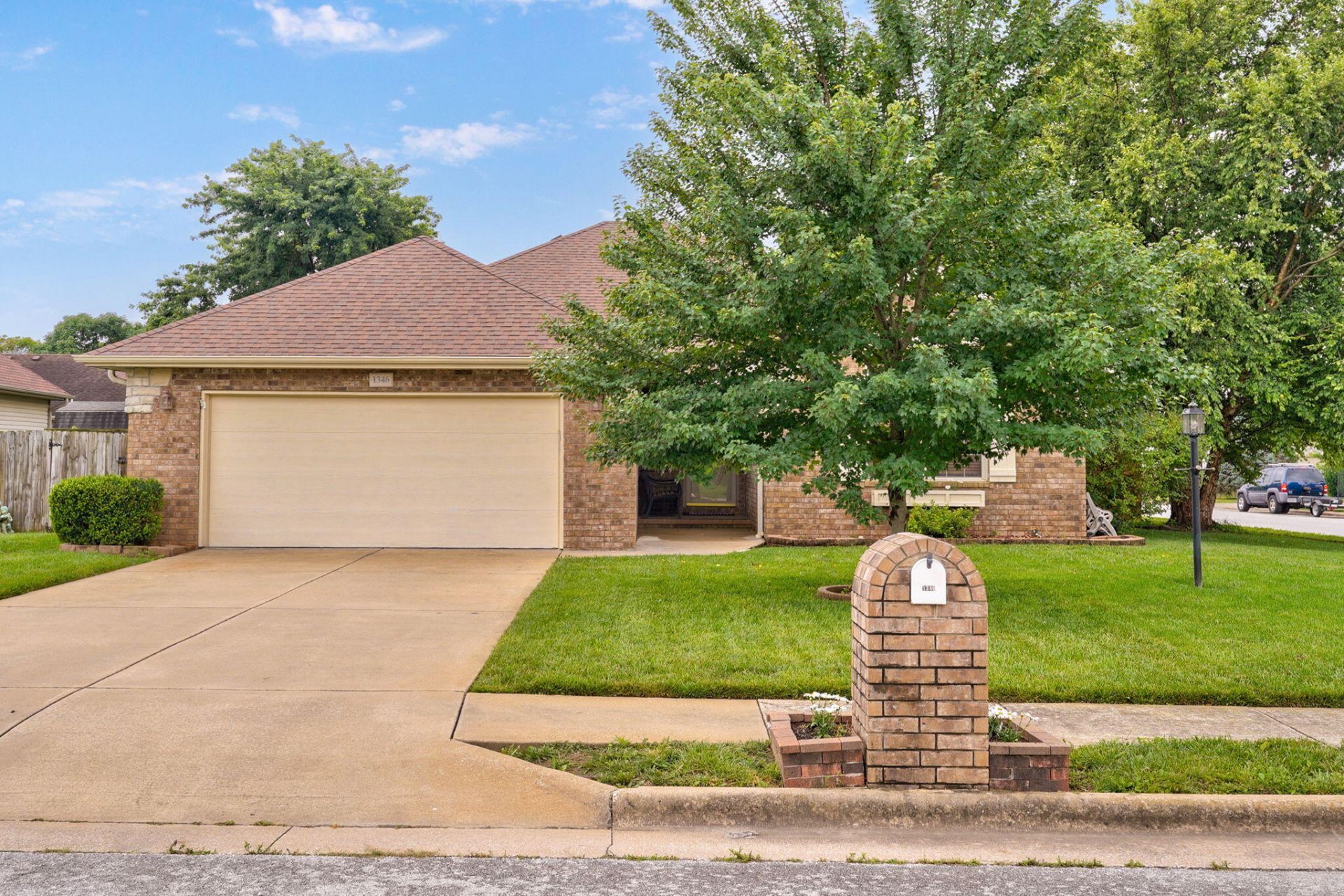 1346 W Durham Circle, Nixa, MO 65714 Main Photo