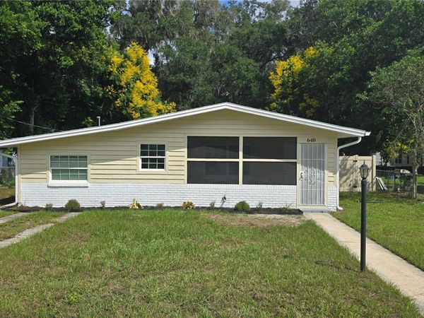 640 N ORANGE AVENUE , ORANGE CITY, FL 32763