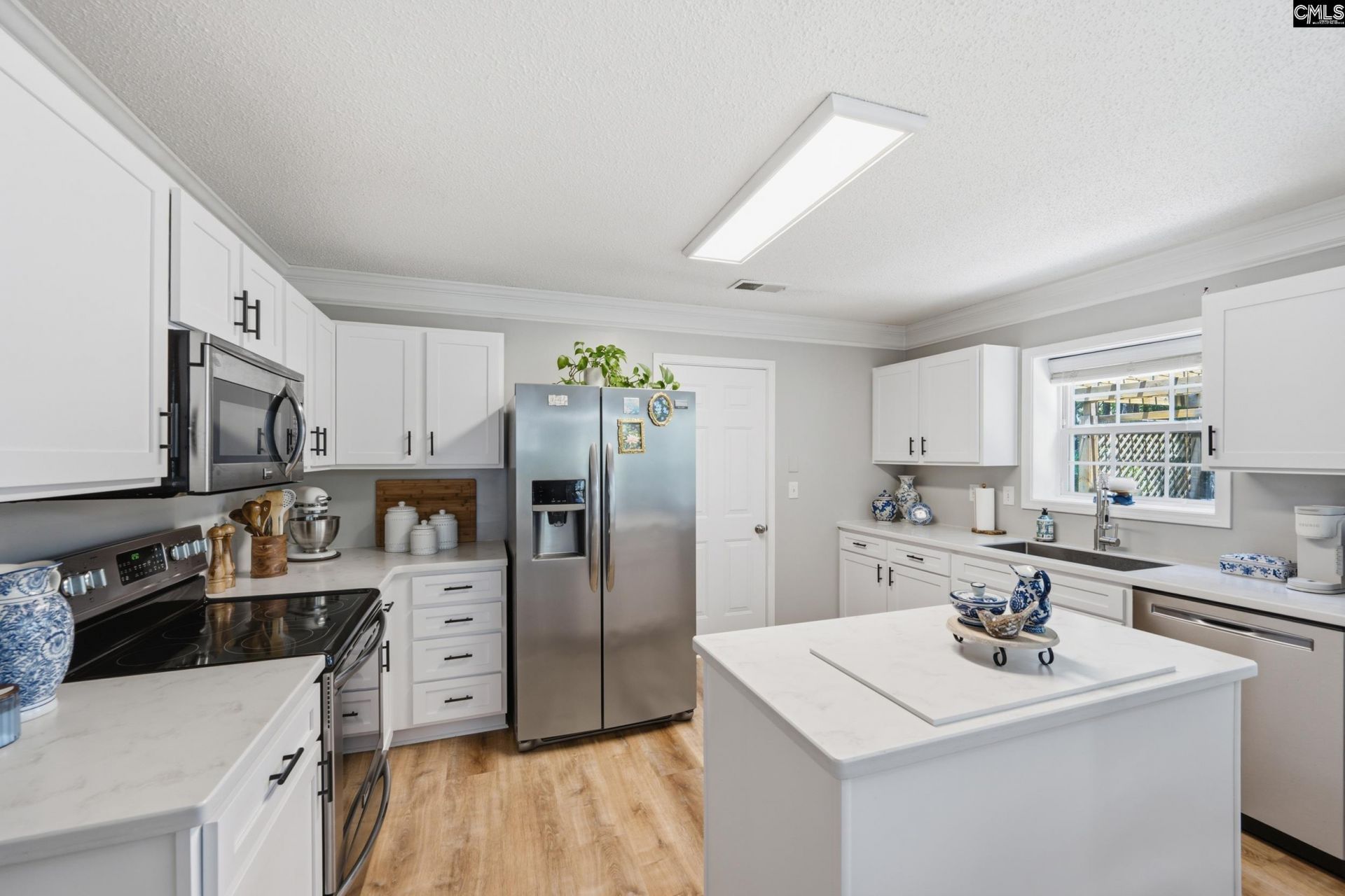 179 Silverwood Trail  Photo 12