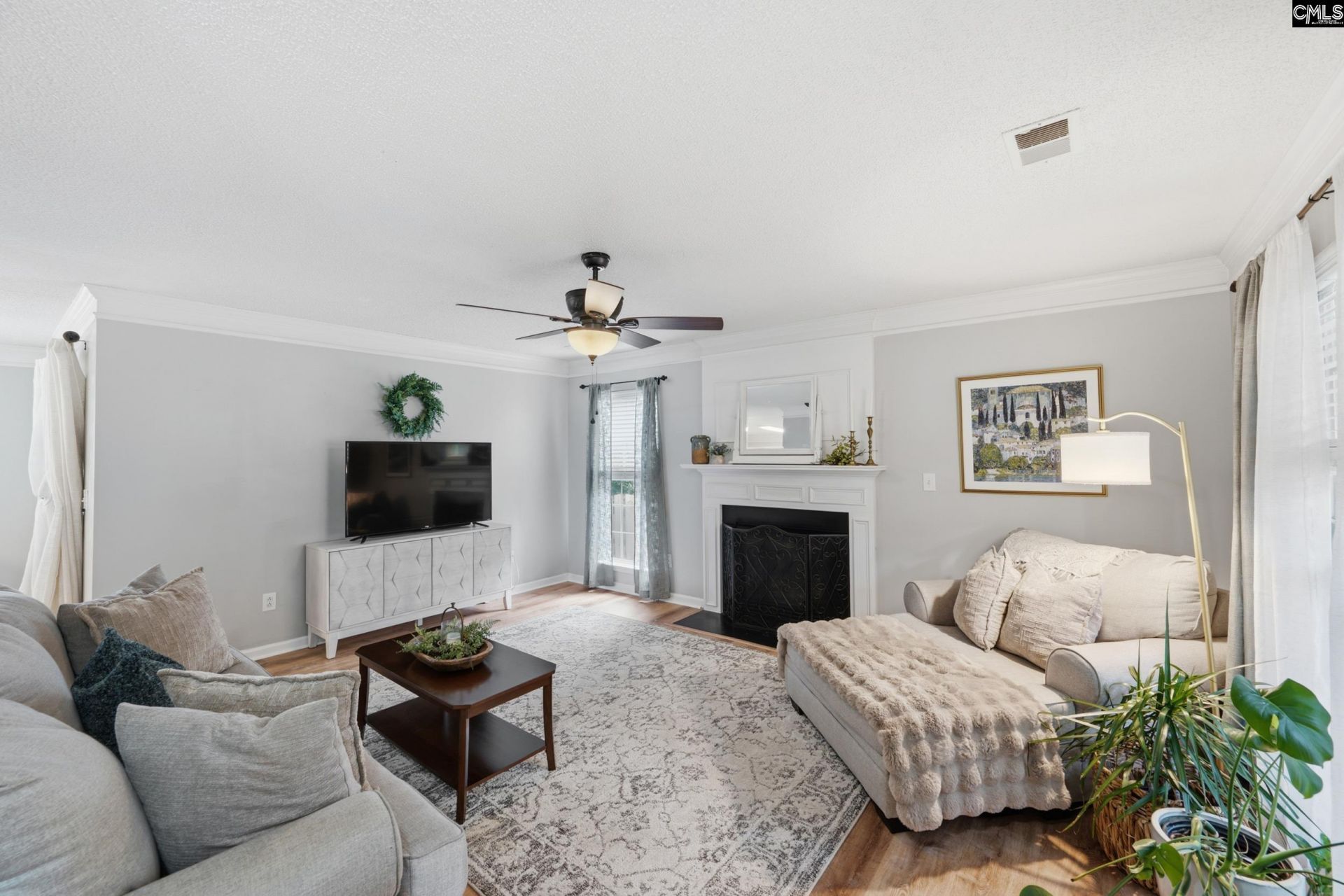 179 Silverwood Trail  Photo 5