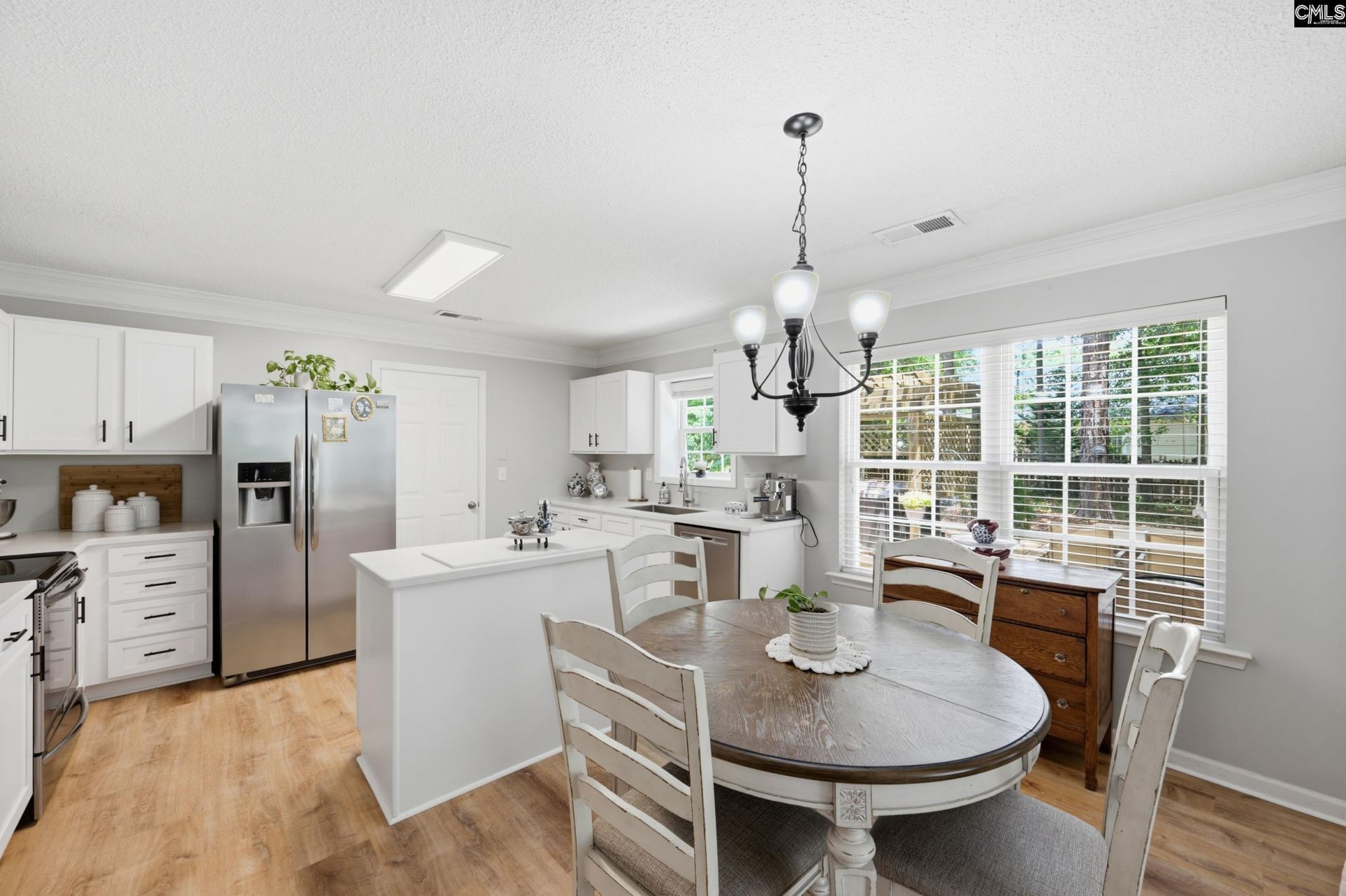 179 Silverwood Trail  Photo 9