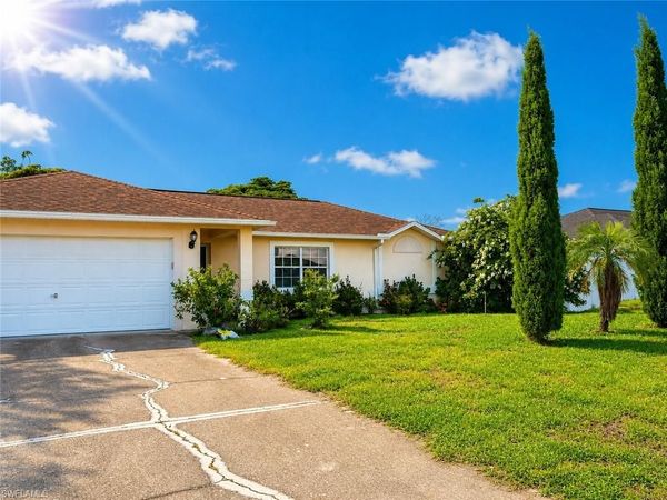 1326 NE 1st AVE , CAPE CORAL, FL 33909