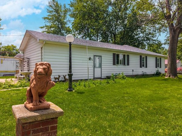 302 Norton Street , Cabery, IL 60919