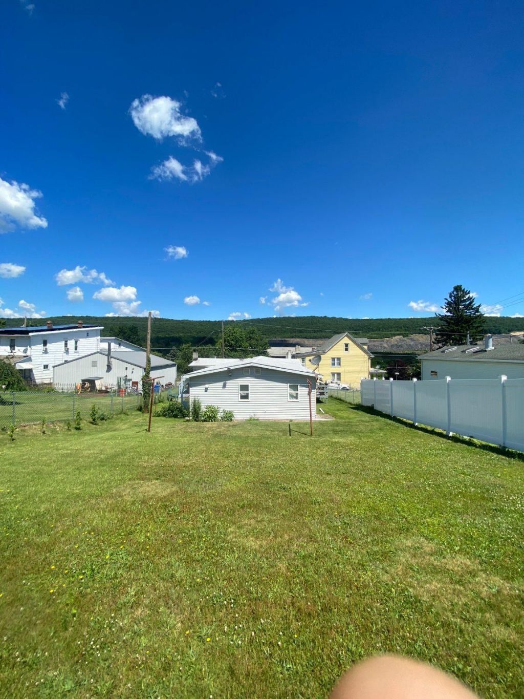 206 W EARLY AVENUE , COALDALE, PA 18218
