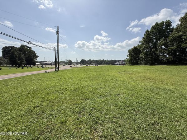 357 W Church Avenue , Medina, TN 38355