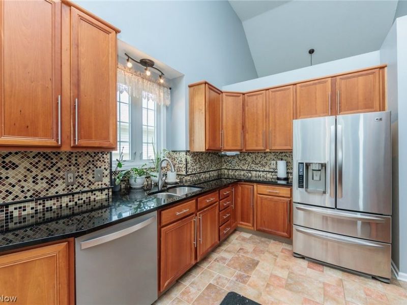 3933 Hedgewood Drive, Medina, OH 44256 Photo 3